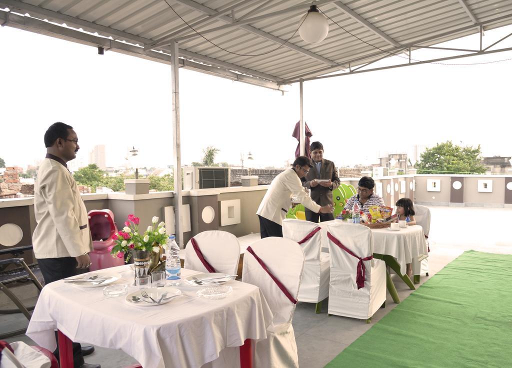 Ghosh Villa Guest House Calcutta Buitenkant foto